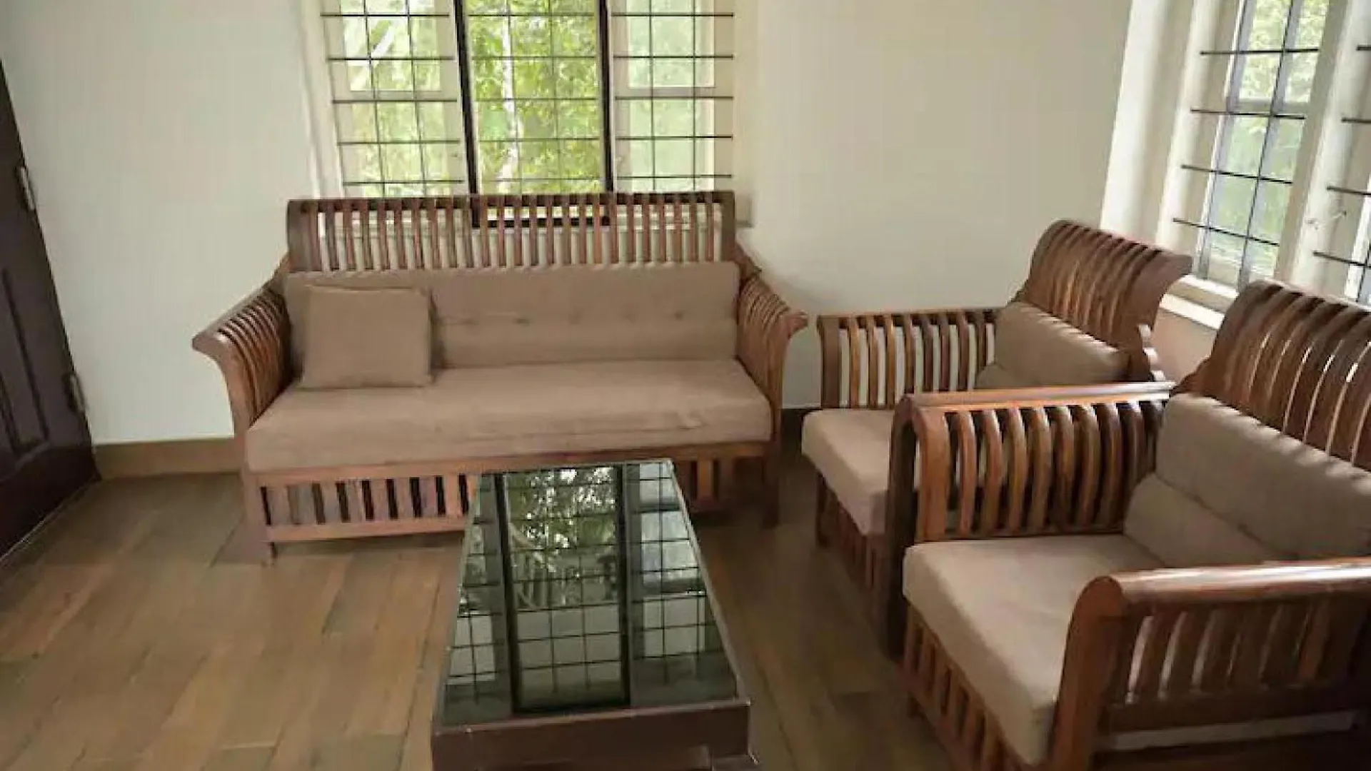 The White Bloom 3Bhk Villa Munnar