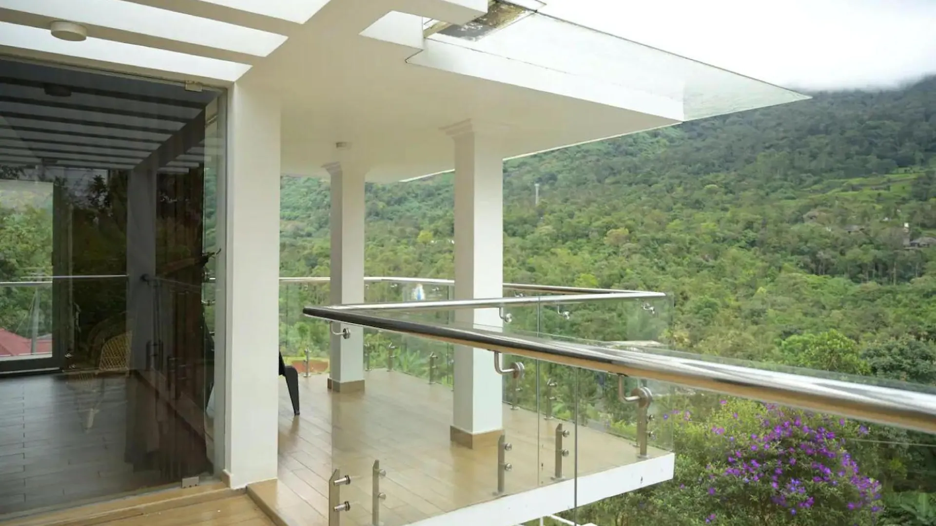 The White Bloom 3Bhk Villa Munnar India