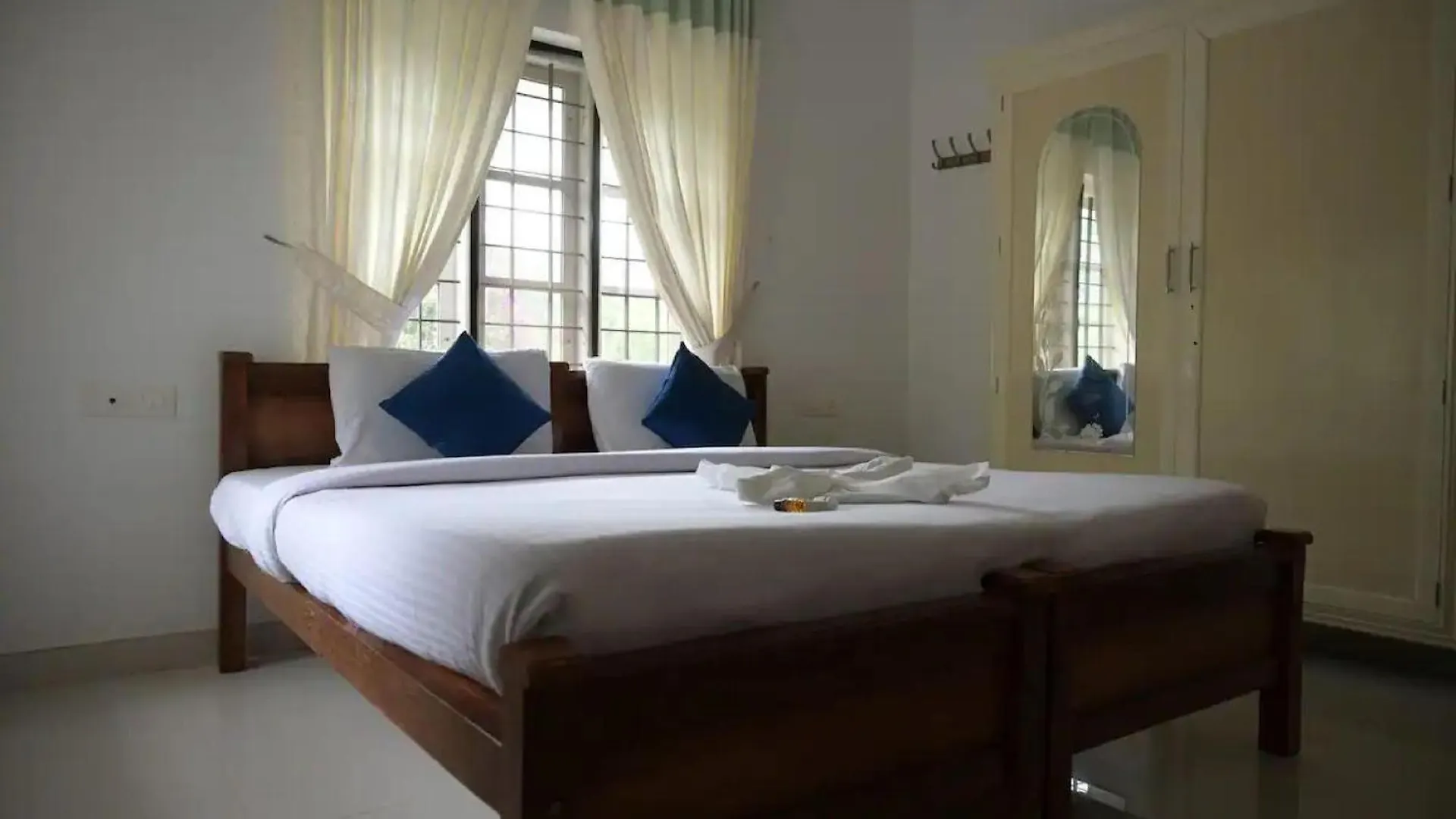 The White Bloom 3Bhk Villa Munnar India