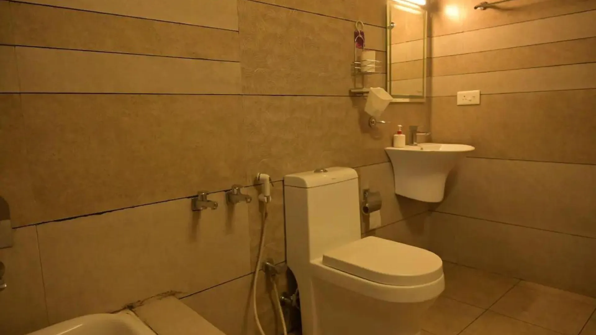 The White Bloom 3Bhk Villa Munnar