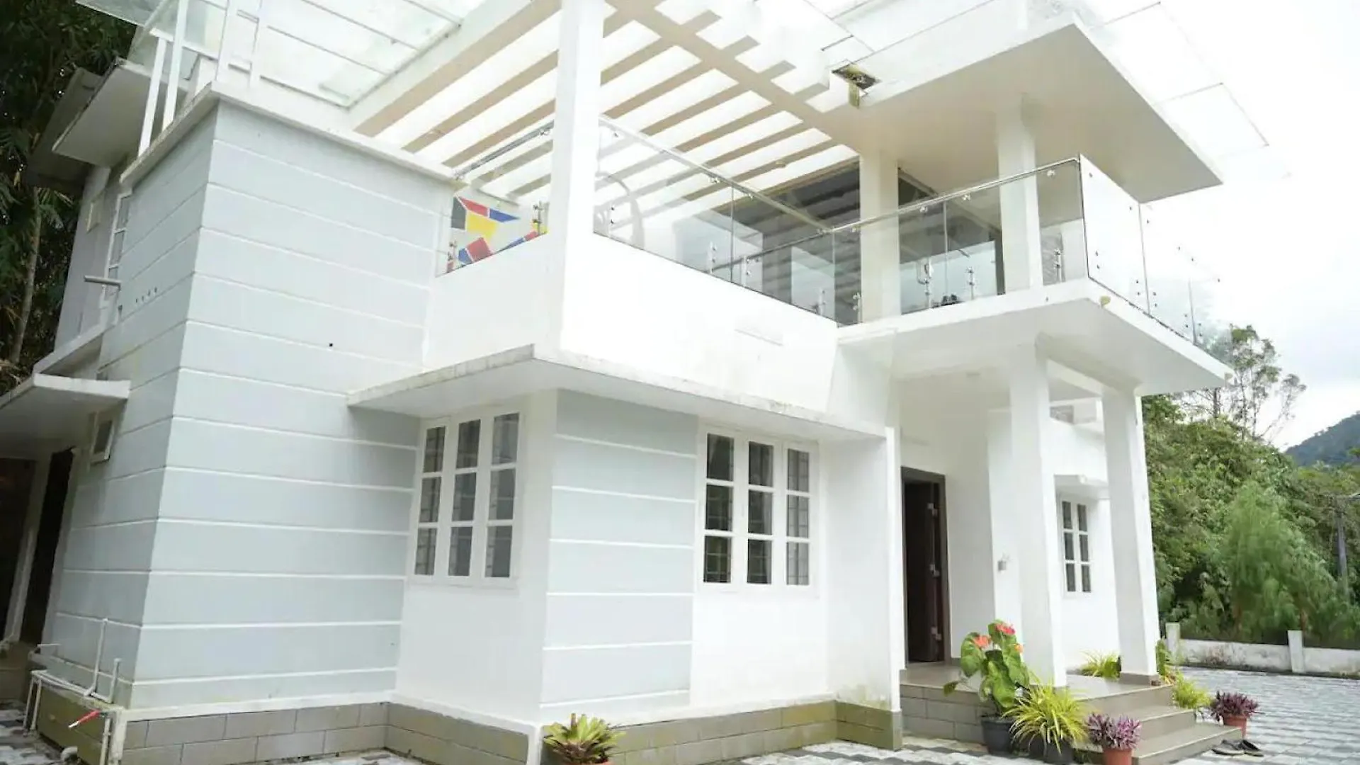 The White Bloom 3Bhk Villa Munnar