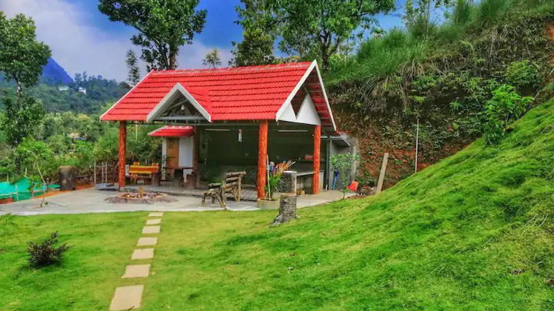 The White Bloom 3Bhk Villa Munnar India
